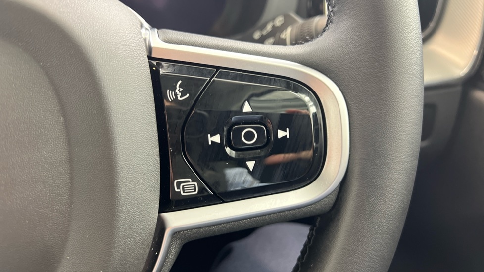 Used Volvo XC60 2025 for sale - 77261608: Photo 21