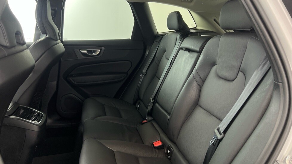 Used Volvo XC60 2025 for sale - 77261608: Photo 32