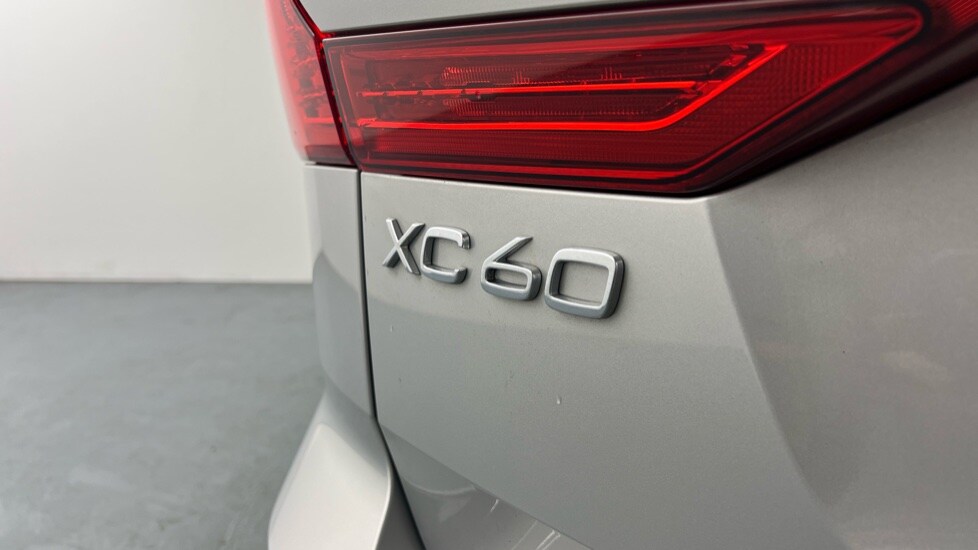 Used Volvo XC60 2025 for sale - 77261608: Photo 39