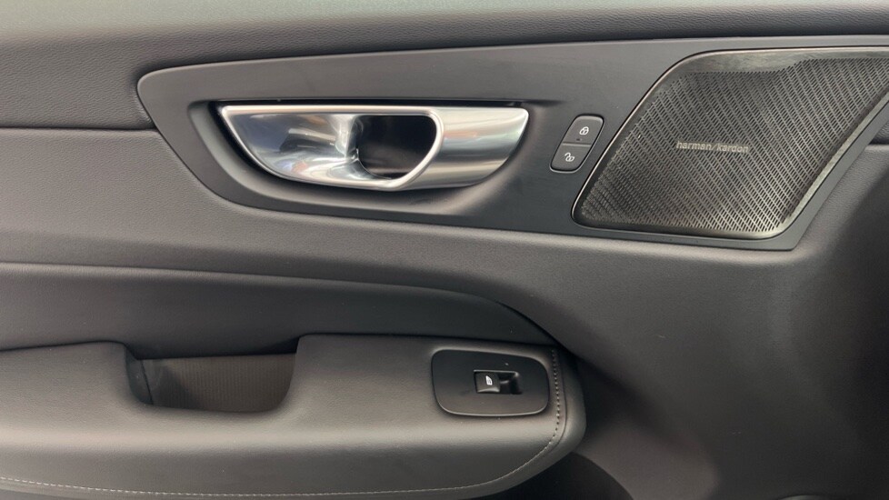 Used Volvo XC60 2025 for sale - 77261608: Photo 46