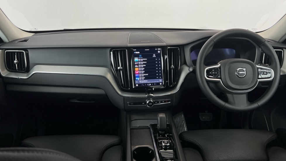 Used Volvo XC60 2025 for sale - 77261608: Photo 5