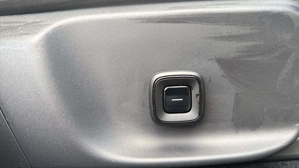 Used Volvo EX30 2024 for sale - 77186331: Photo 29