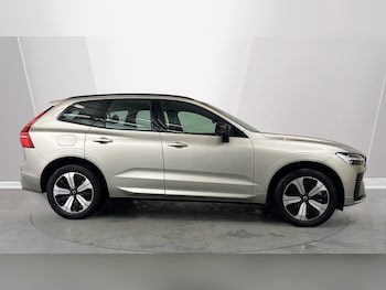 Used Volvo XC60 2023 for sale - 77560653: Photo