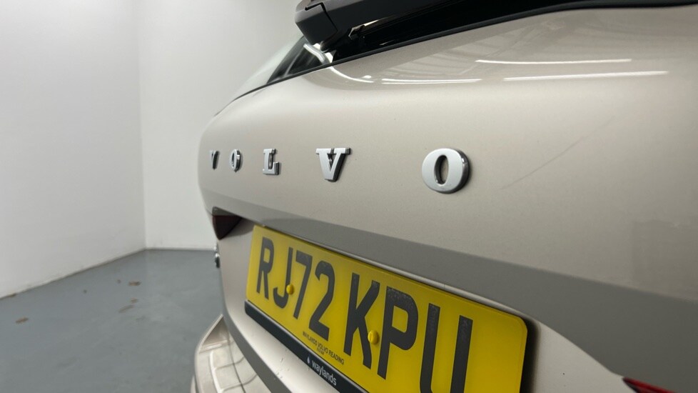 Used Volvo XC60 2023 for sale - 77560653: Photo 40