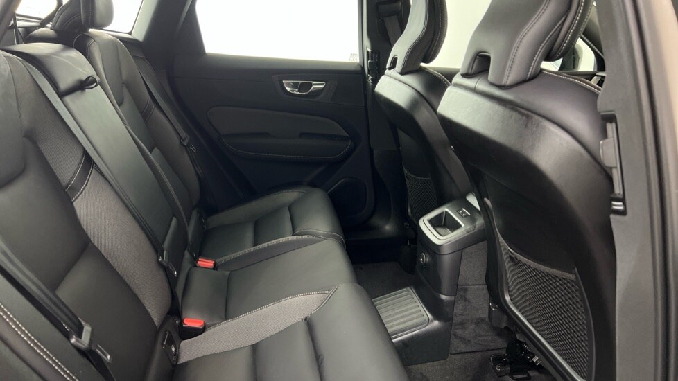 Used Volvo XC60 2023 for sale - 77560653: Photo 6