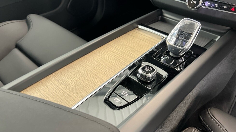 Used Volvo XC60 2025 for sale - 77740069: Photo 25