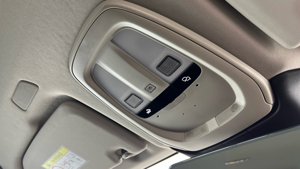 Used Volvo XC60 2025 for sale - 77740069: Photo 28