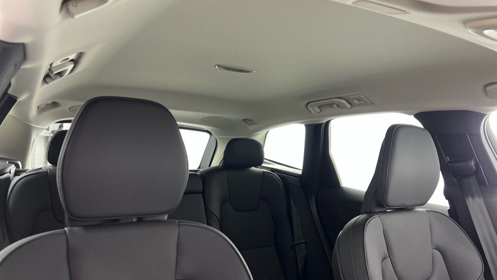 Used Volvo XC60 2025 for sale - 77740069: Photo 31