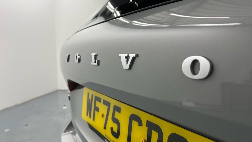 Used Volvo XC60 2025 for sale - 77740069: Photo 42