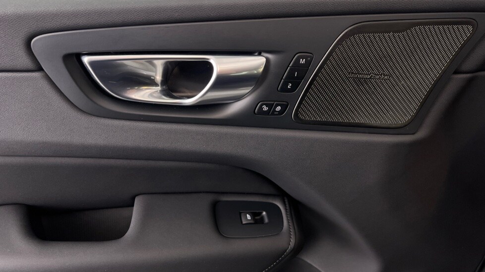 Used Volvo XC60 2025 for sale - 77740069: Photo 52