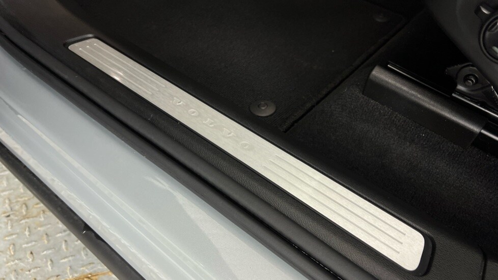 Used Volvo XC60 2025 for sale - 77740069: Photo 53