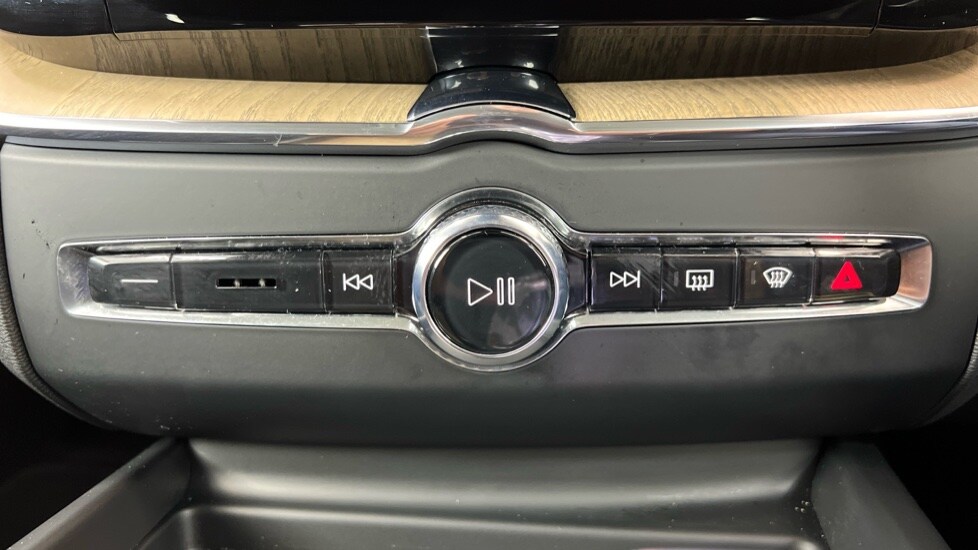 Used Volvo XC60 2025 for sale - 77740069: Photo 56