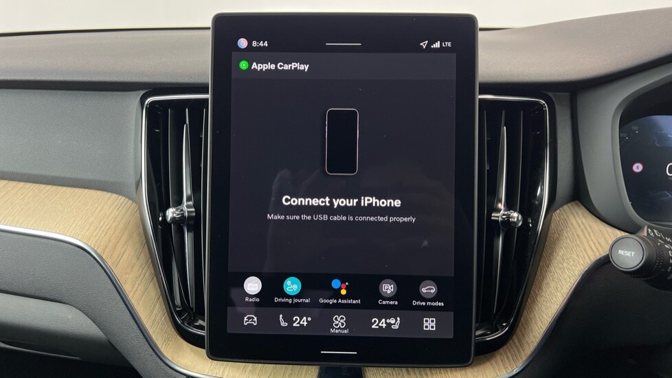 Used Volvo XC60 2025 for sale - 77740069: Photo 60