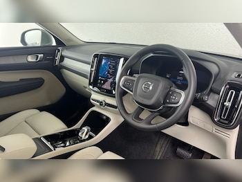 Used Volvo XC40 2024 for sale - 78798246: Photo