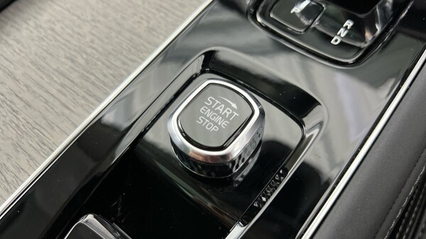 Used Volvo XC90 2025 for sale - 76015189: Photo 27