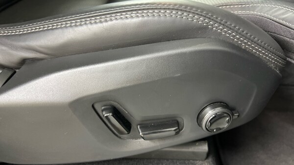 Used Volvo XC90 2025 for sale - 76015189: Photo 30