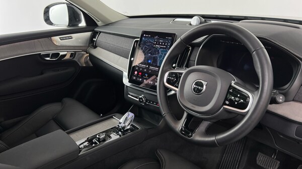 Used Volvo XC90 2025 for sale - 76015189: Photo 4