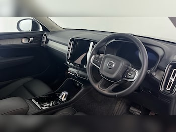 Used Volvo XC40 2025 for sale - 78148838: Photo