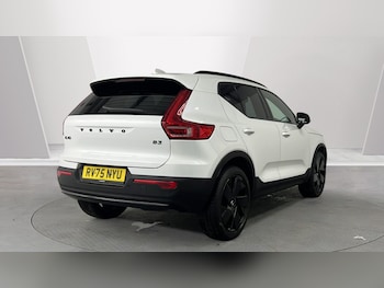 Used Volvo XC40 2026 for sale - 77685736: Photo