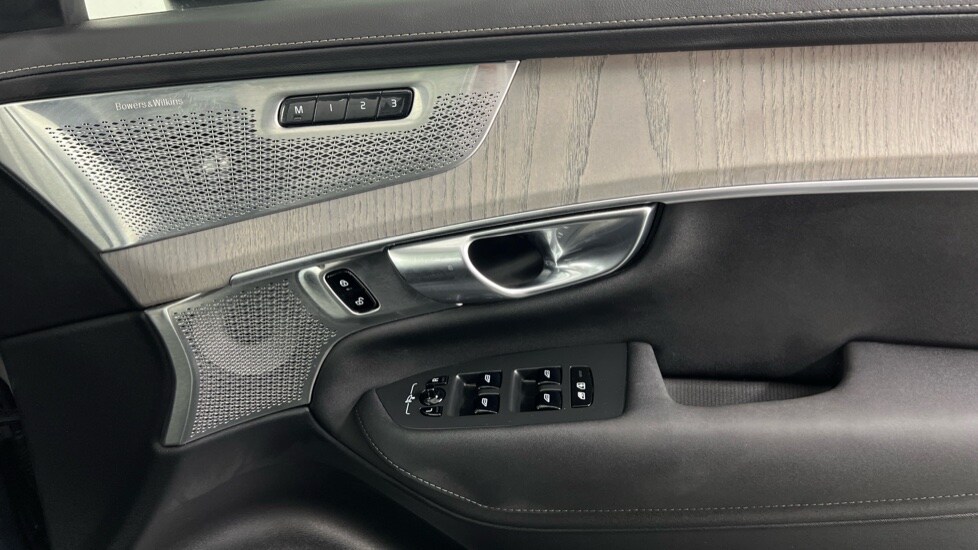 Used Volvo XC90 2025 for sale - 78186979: Photo 28