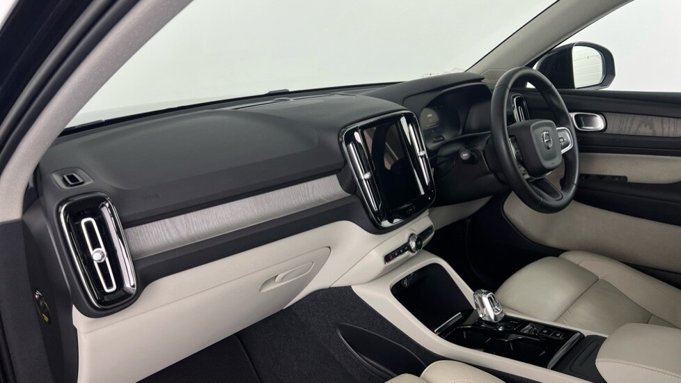 Used Volvo XC40 2022 for sale - 77855748: Photo 42