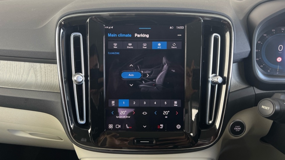 Used Volvo XC40 2022 for sale - 77855748: Photo 57