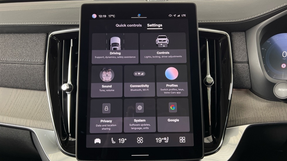 Used Volvo XC90 2025 for sale - 76691441: Photo 17