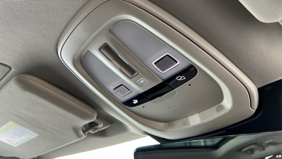 Used Volvo XC90 2025 for sale - 76691441: Photo 28