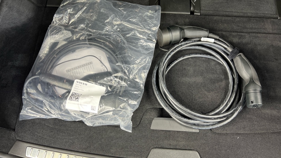 Used Volvo XC90 2025 for sale - 76691441: Photo 41