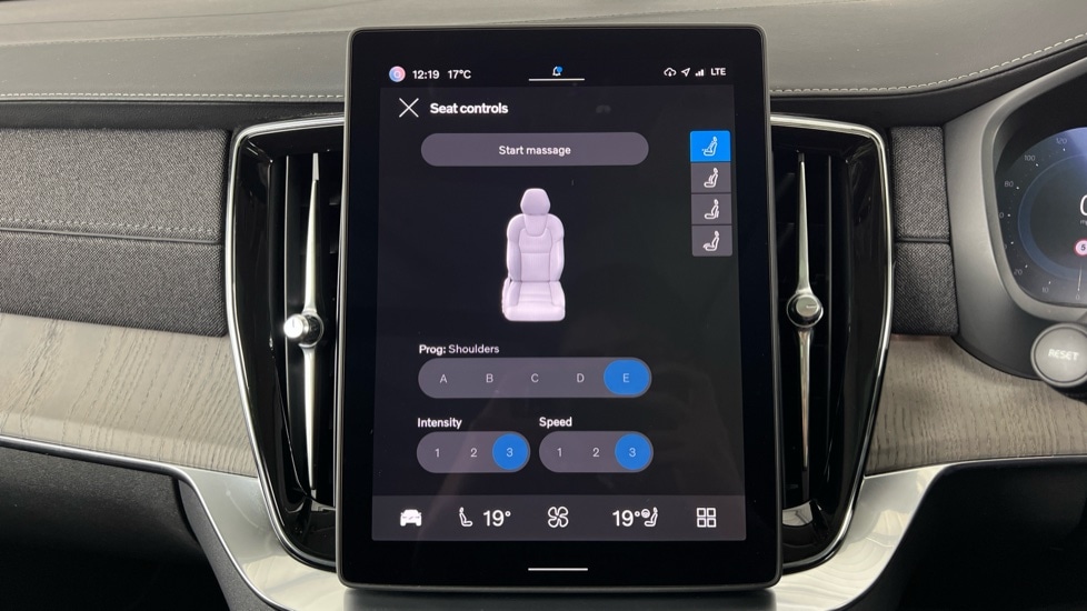 Used Volvo XC90 2025 for sale - 76691441: Photo 58