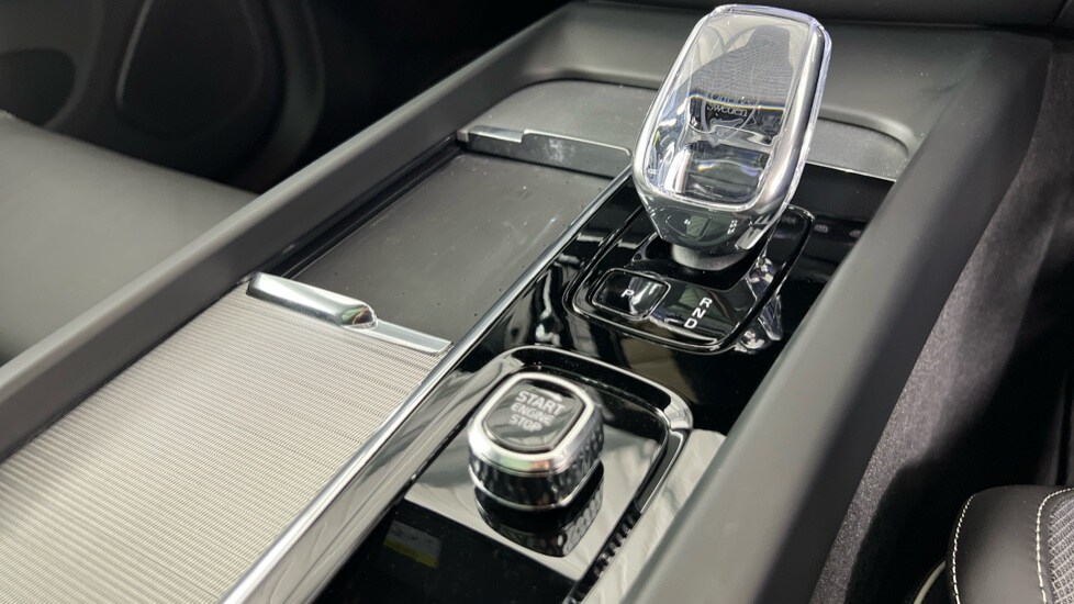 Used Volvo XC60 2025 for sale - 76062138: Photo 25
