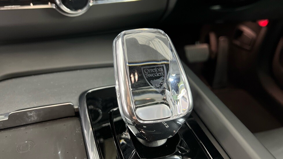 Used Volvo XC60 2025 for sale - 76062138: Photo 48
