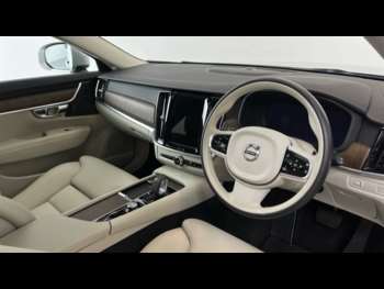 Used Volvo V90 2022 for sale - 74962978: Photo