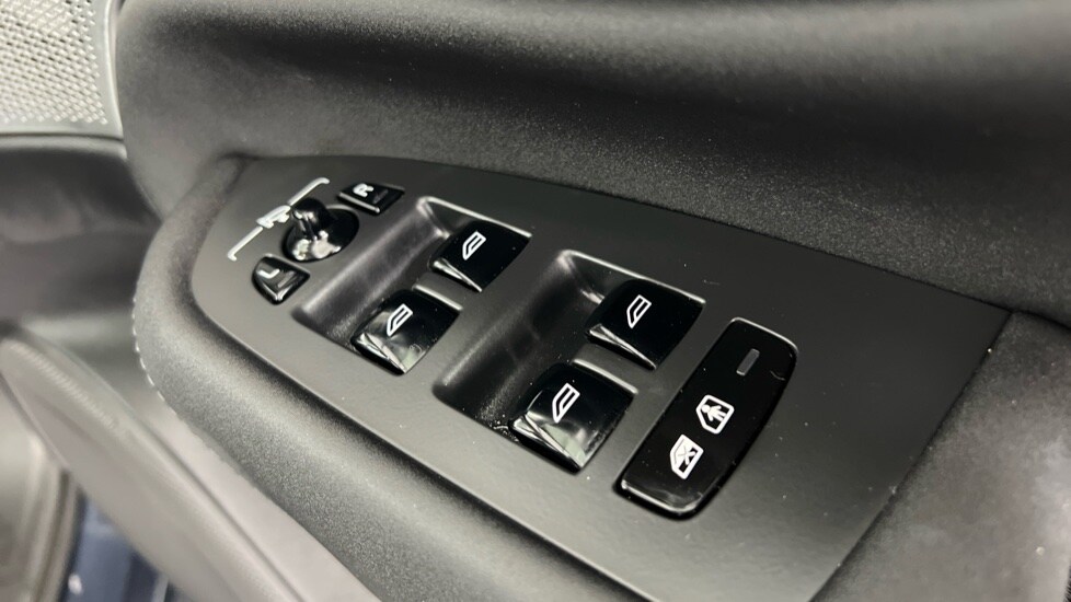 Used Volvo XC90 2025 for sale - 78172720: Photo 23