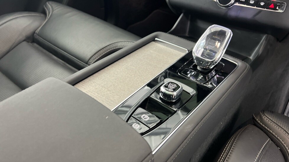 Used Volvo XC90 2025 for sale - 78172720: Photo 24