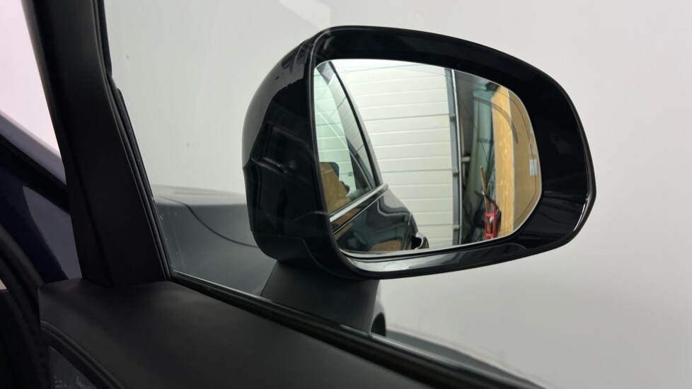 Used Volvo XC90 2025 for sale - 78172720: Photo 31