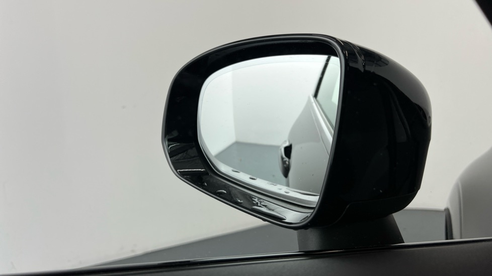 Used Volvo XC60 2022 for sale - 77025398: Photo 30