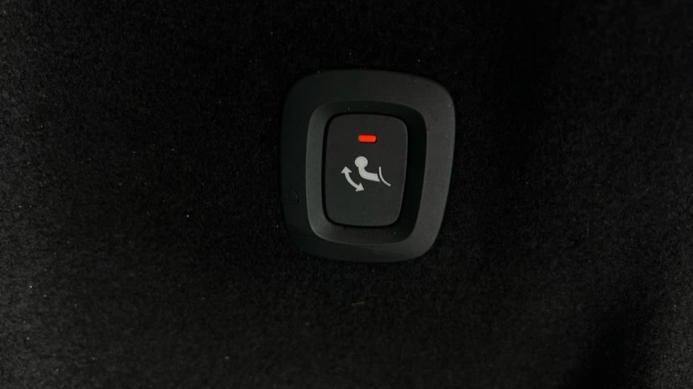 Used Volvo XC60 2022 for sale - 77025398: Photo 39