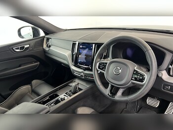 Used Volvo XC60 2022 for sale - 77025398: Photo