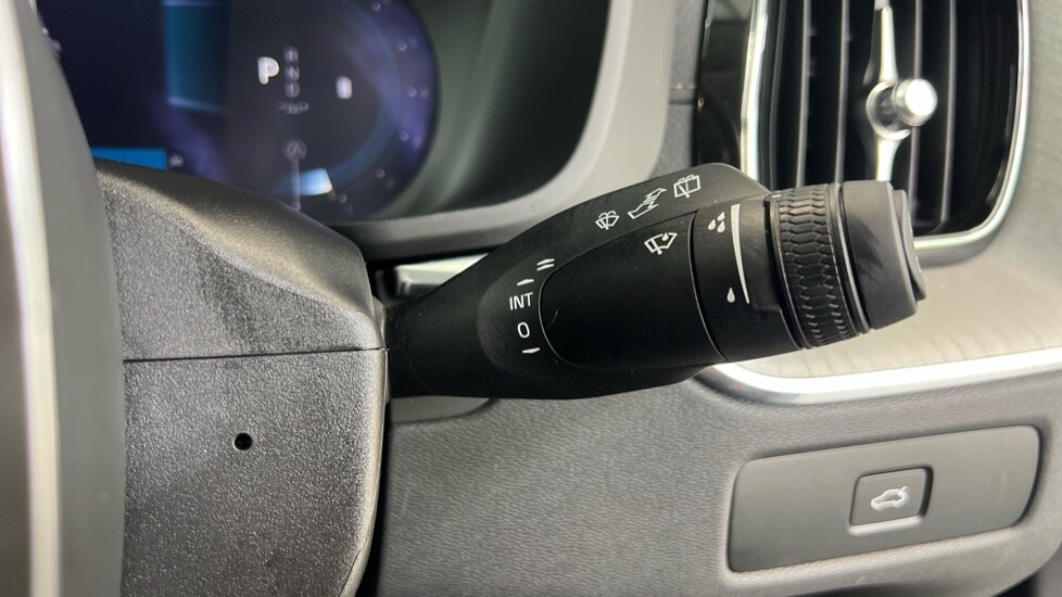 Used Volvo XC60 2025 for sale - 77877430: Photo 21