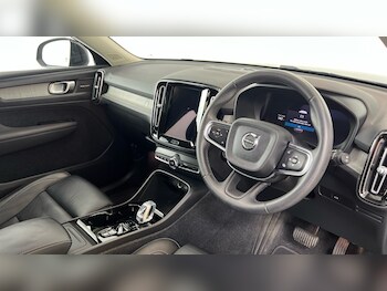 Used Volvo XC40 2023 for sale - 78450162: Photo
