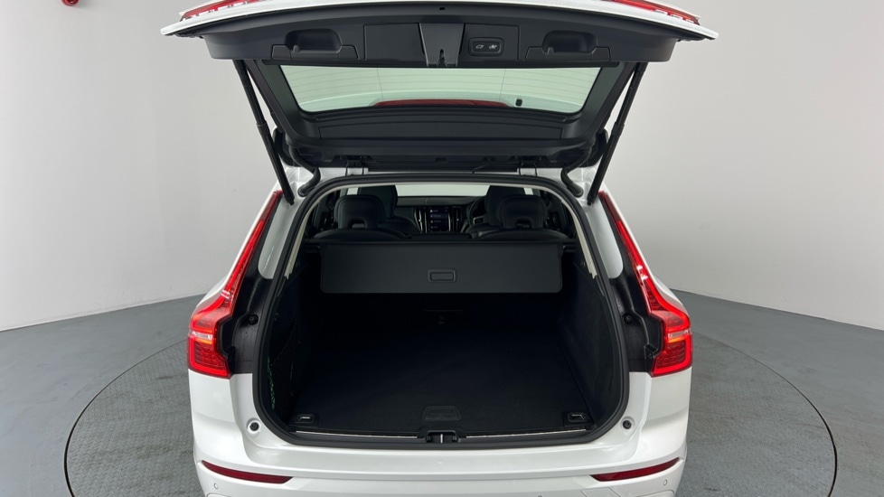 Used Volvo XC60 2025 for sale - 76037626: Photo 13