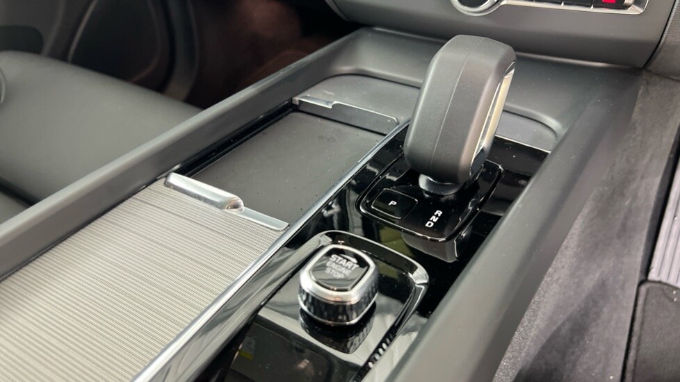 Used Volvo XC60 2025 for sale - 76037626: Photo 23
