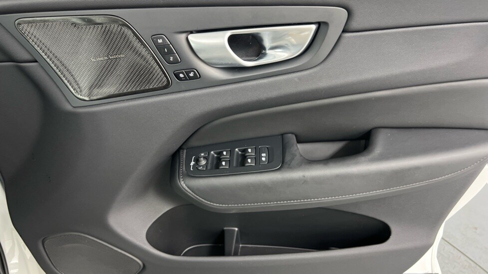 Used Volvo XC60 2025 for sale - 76037626: Photo 27