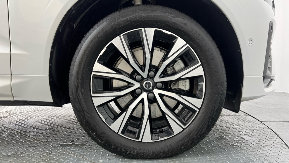 Used Volvo XC60 2025 for sale - 76037626: Photo 9
