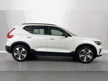 Used Volvo XC40 2026 for sale - 79325441: Photo