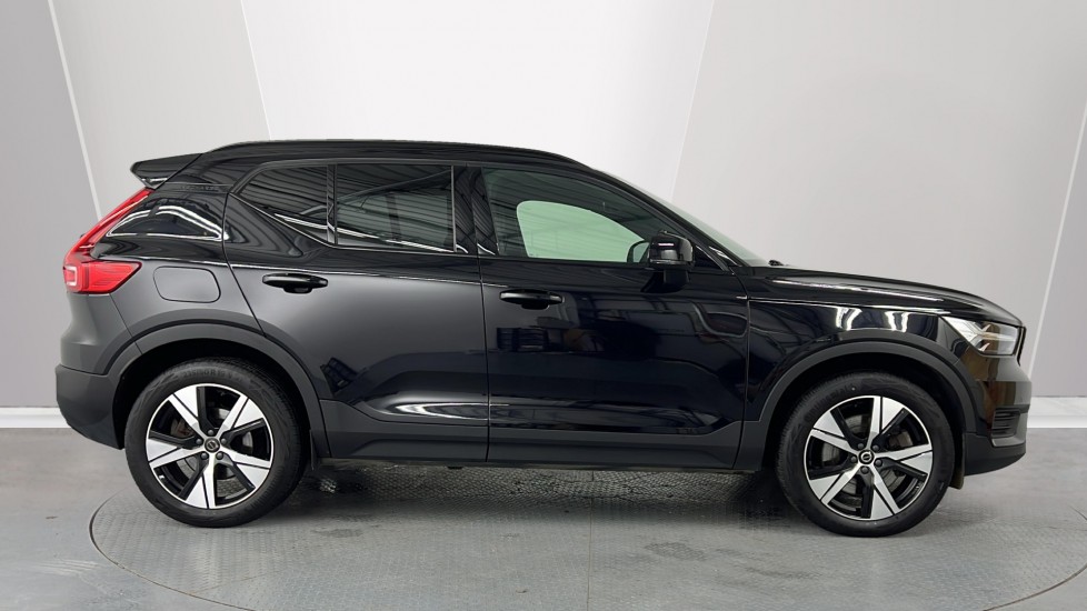Used Volvo XC40 2021 for sale - 77067886: Photo 3