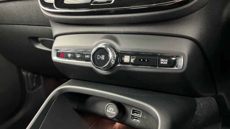 Used Volvo XC40 2021 for sale - 77067886: Photo 36