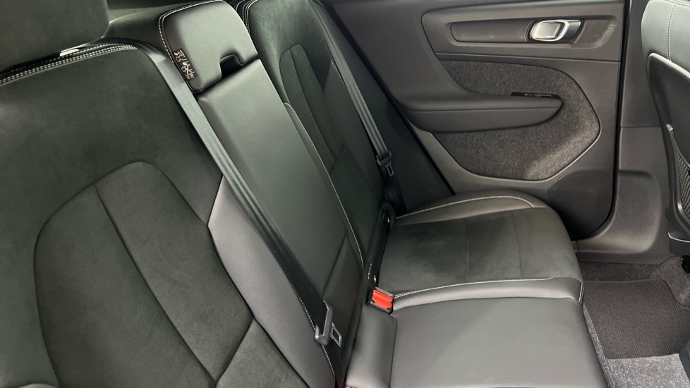 Used Volvo XC40 2021 for sale - 77067886: Photo 6