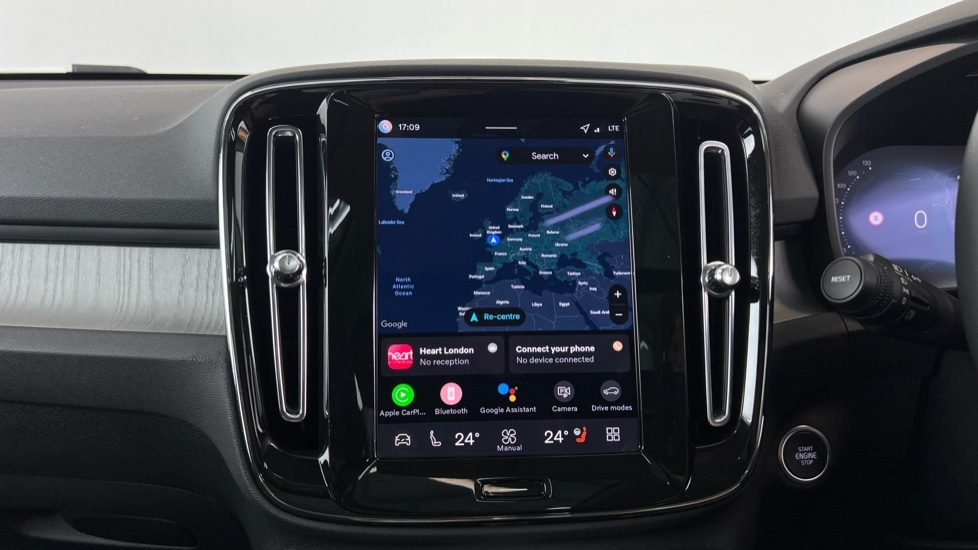 Used Volvo XC40 2025 for sale - 76630275: Photo 12